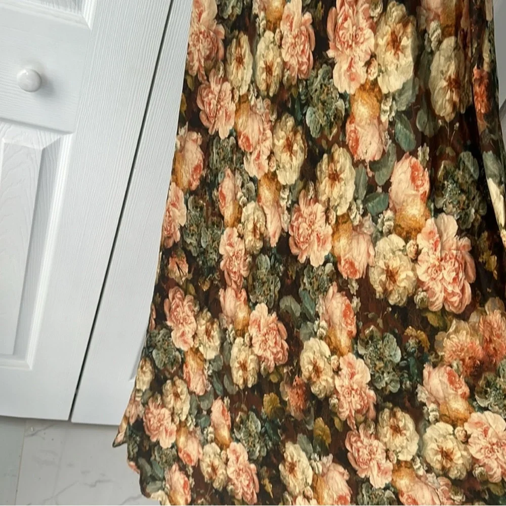 Selkie Floral Dress in Cottage Cravings size XS flutter sleeve 100% silk - Picture 3 of 8